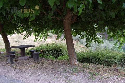 Terreno com viabilidade de construção a 3 min. da praia fluvial