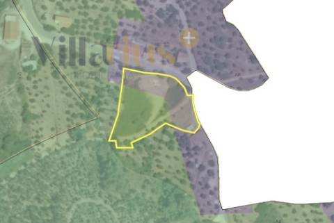 Terreno com viabilidade de construção a 3 min. da praia fluvial