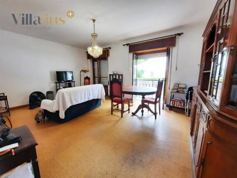 Apartamento T3 em Tomar com Vista para Mata dos Sete Montes