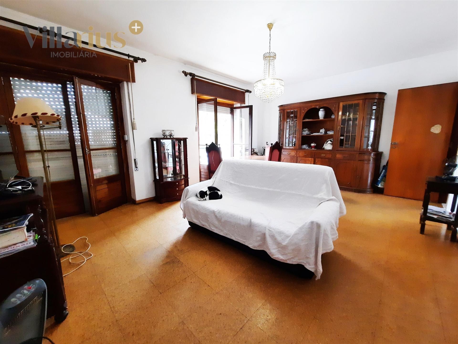 Apartamento T3 em Tomar com Vista para Mata dos Sete Montes