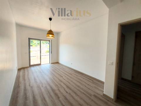 Apartamento T2 Remodelado em Tomar – Conforto e Localização