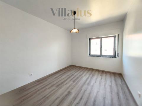 Apartamento T2 Remodelado em Tomar – Conforto e Localização