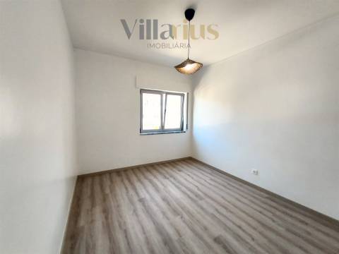 Apartamento T2 Remodelado em Tomar – Conforto e Localização