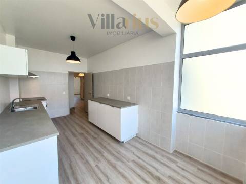 Apartamento T2 Remodelado em Tomar – Conforto e Localização