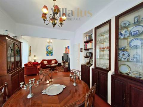 Apartamento T4 Remodelado na Zona Histórica de Tomar