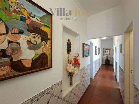 Apartamento T4 Remodelado na Zona Histórica de Tomar