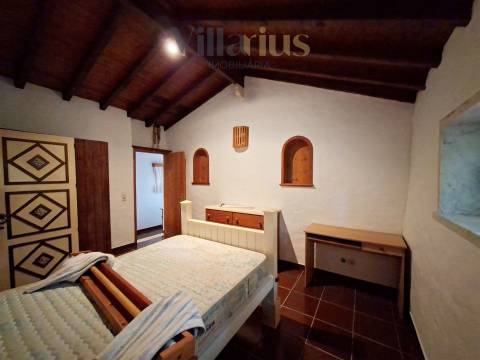 Moradia Térrea com Terreno Extenso a 3 min de Alverangel