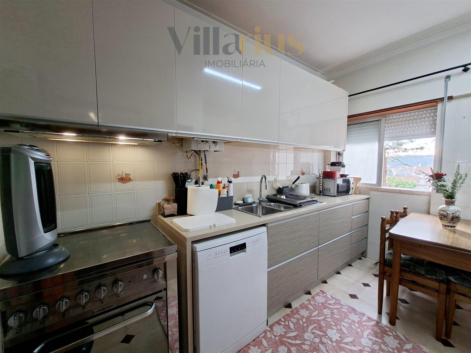 Apartamento T3 no Rés do Chão com Arrecadação – Tomar