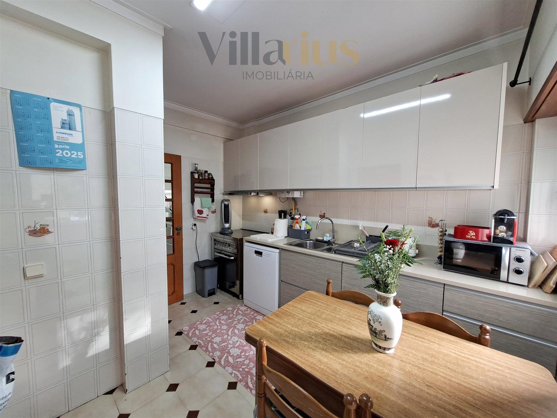 Apartamento T3 no Rés do Chão com Arrecadação – Tomar