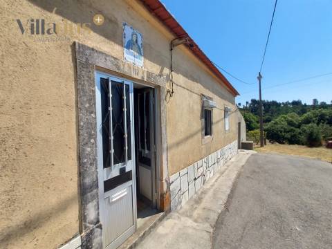 Moradia T3 com Terreno em Tomar | 18.760 m²