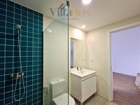 Moradia Térrea Remodelada em Tomar | 2 Quartos e Jardim