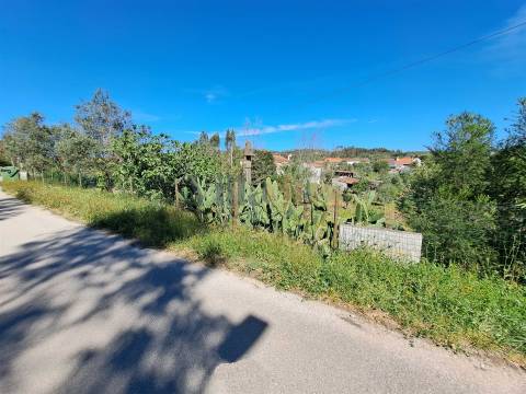 Moradia T2 para Venda em Casais e Alviobeira, Tomar