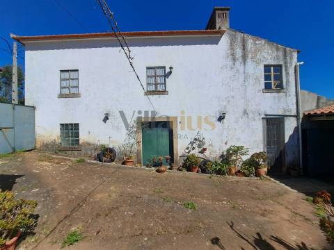 Moradia T2 para Venda em Casais e Alviobeira, Tomar