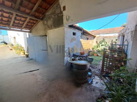 Moradia T2 para Venda em Casais e Alviobeira, Tomar