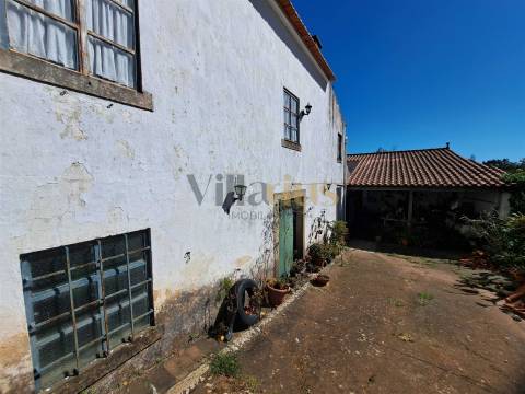 Moradia T2 para Venda em Casais e Alviobeira, Tomar