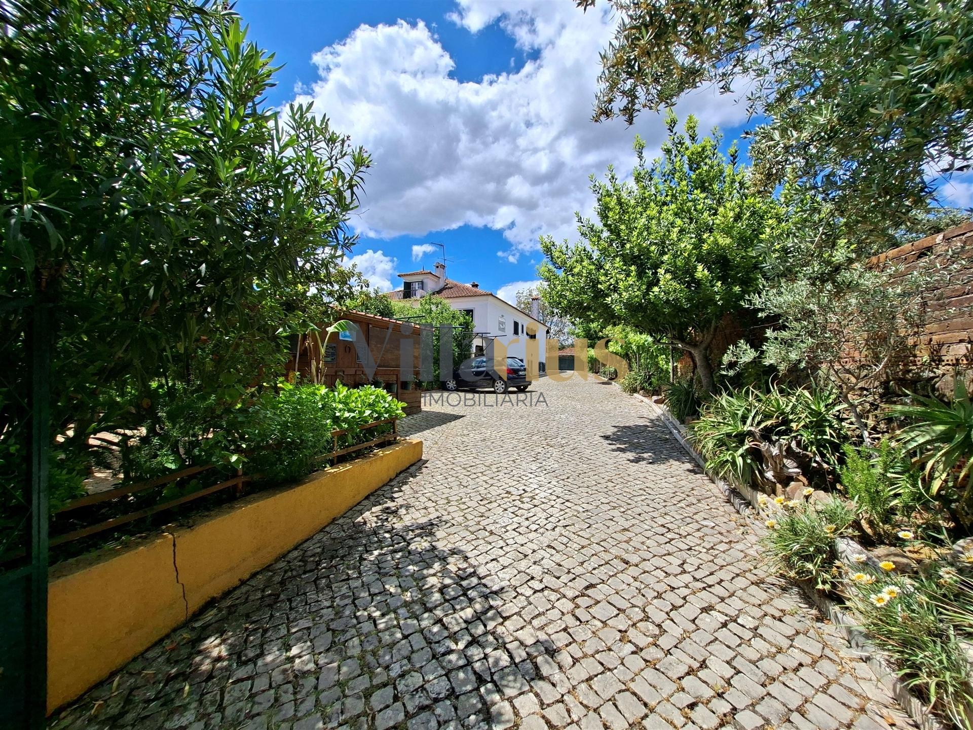 Moradia T7 junto a Albufeira de Castelo de Bode - Tomar