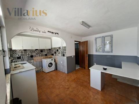 Moradia Geminada T4 + Sótão + Anexo | Entroncamento