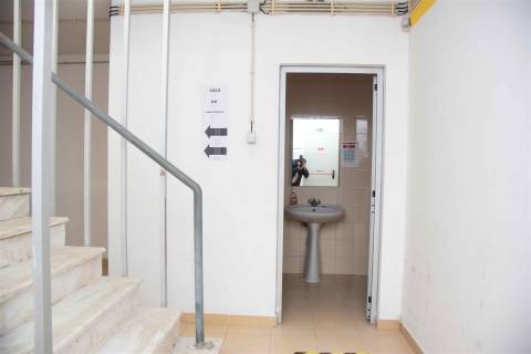 Loja no centro da Guia - Albufeira