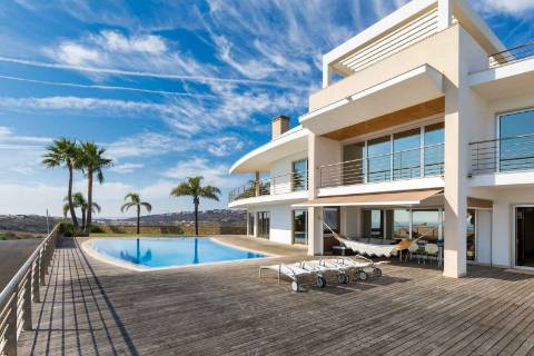 Fantástica Moradia com uma deslumbrante vista mar - Albufeira