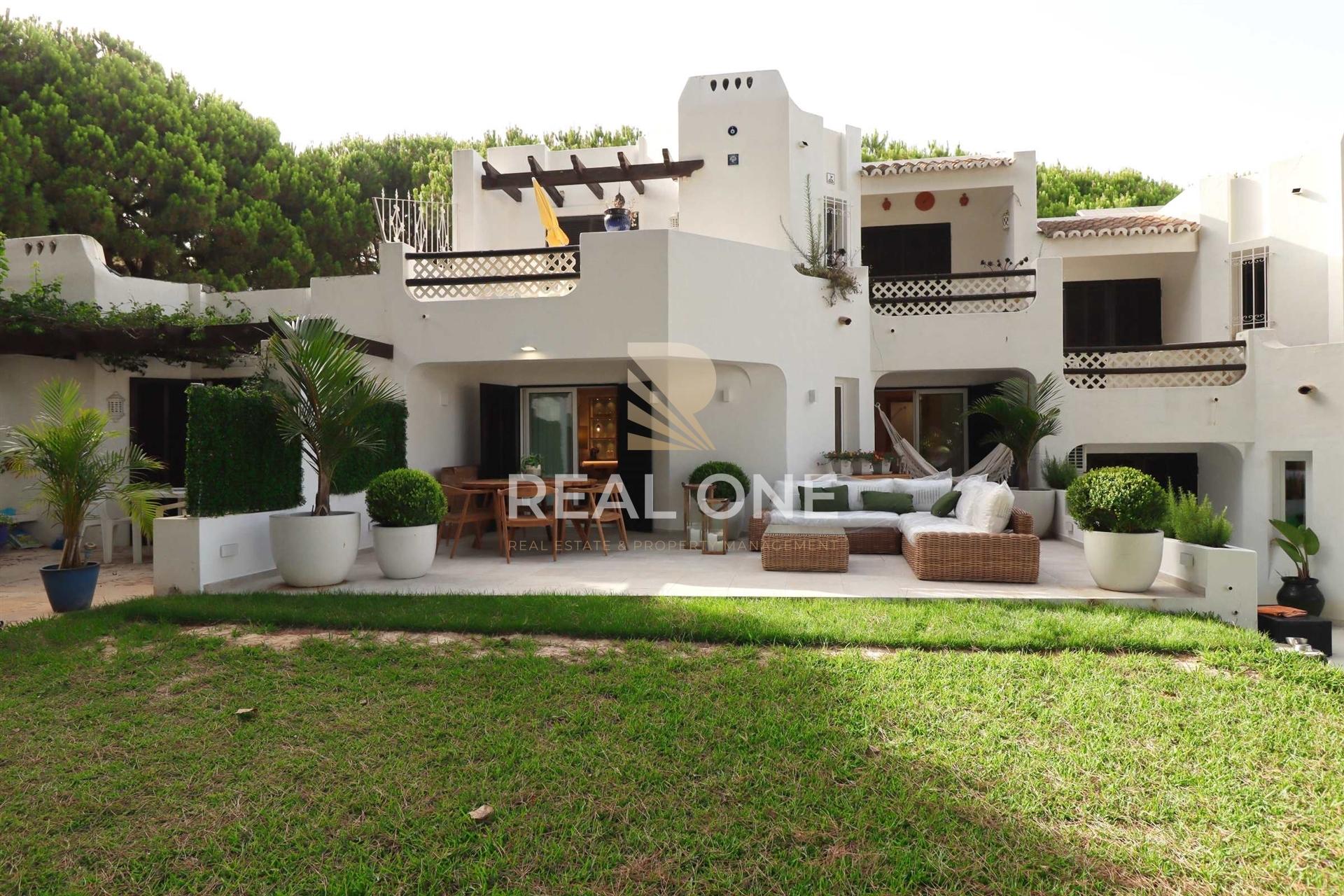 Lindíssimo apartamento T2 perto de Golfe e praia