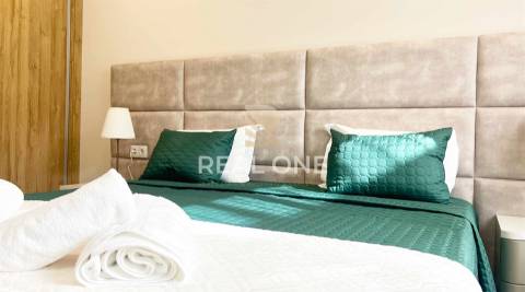 Apartamento T1 + 1 com vistas para o Mar e Marina