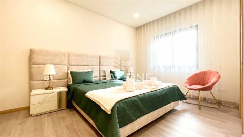 Apartamento T1 + 1 com vistas para o Mar e Marina