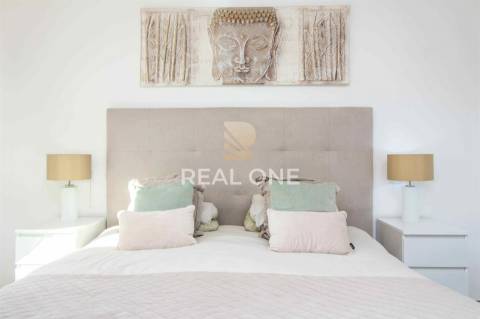 Exclusivo - Moradia moderna  com detalhes Exclusivos e Piscina Privada próxima da cidade