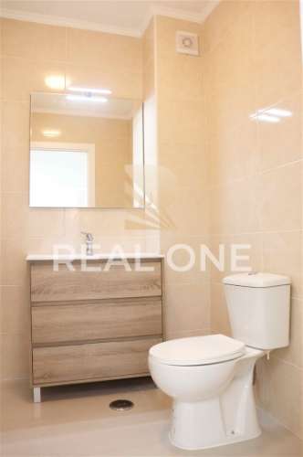 Moradia com 3 quartos, renovada, no centro de Albufeira