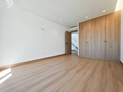 T1+1 Duplex - Vista Mar Frontal Olhos de Água