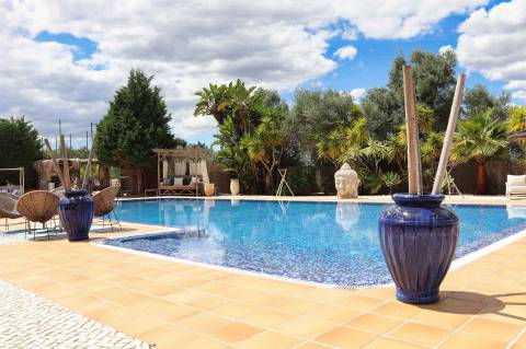 Espaço maravilhoso e absolutamente surreal