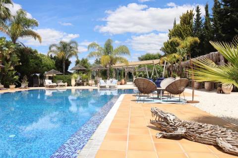 Espaço maravilhoso e absolutamente surreal