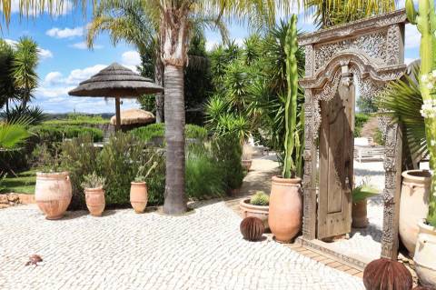 Espaço maravilhoso e absolutamente surreal