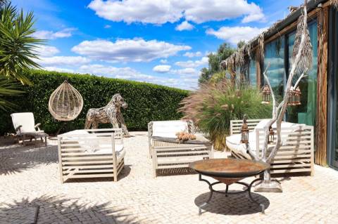 Espaço maravilhoso e absolutamente surreal