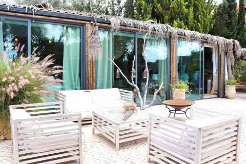 Espaço maravilhoso e absolutamente surreal