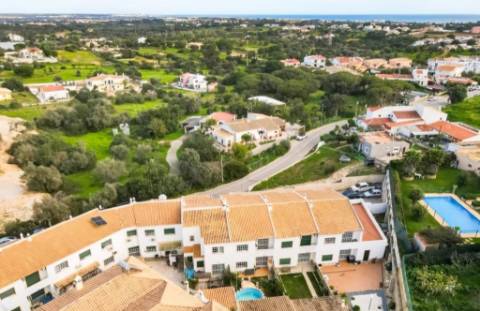 Moradia V3 na Mosqueira