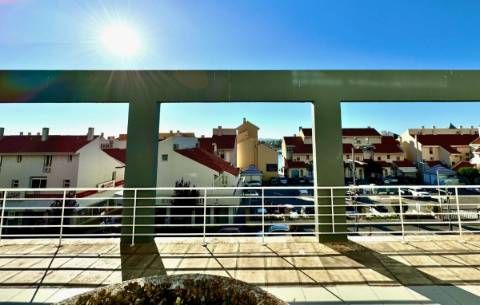 Apartamento em Vilamoura com enorme terraço