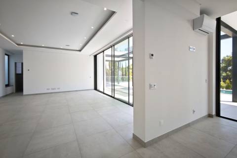 Moradia T4 em Vale Navio