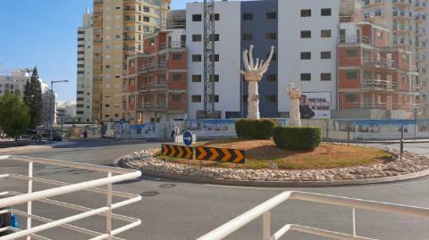 Loja Comercial em Localização Privilegiada Armação de Pêra