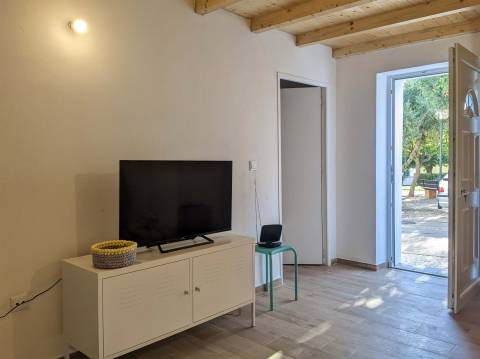 Moradia T2  remodelada em Algoz