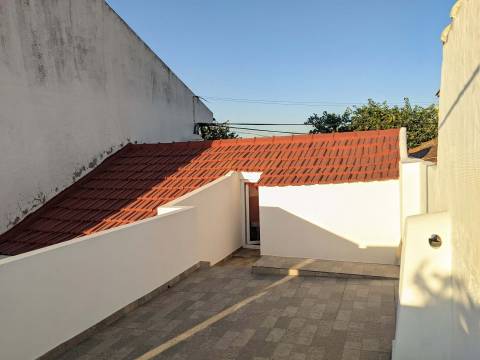 Moradia T2  remodelada em Algoz