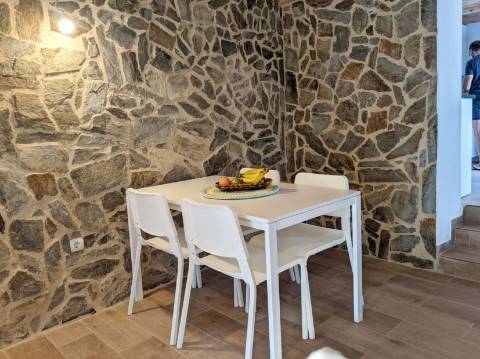 Moradia T2  remodelada em Algoz