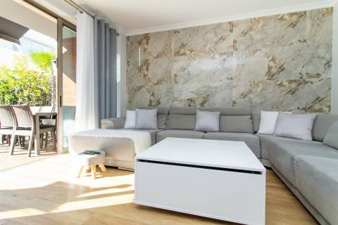 Moradia T3 + 1 com garagem, piscina, terraços,...