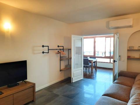 Apartamento T1 em Santa Eulália a 500 metros da praia.