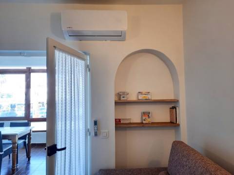 Apartamento T1 em Santa Eulália a 500 metros da praia.