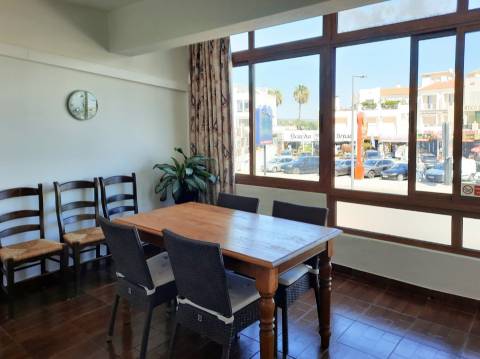 Apartamento T1 em Santa Eulália a 500 metros da praia.