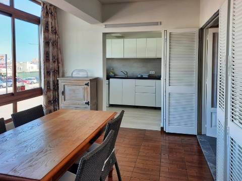 Apartamento T1 em Santa Eulália a 500 metros da praia.