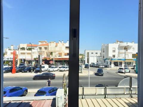 Apartamento T1 em Santa Eulália a 500 metros da praia.