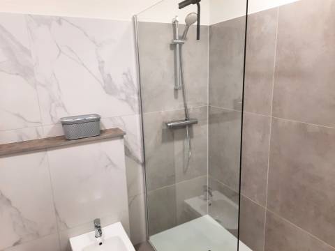 Apartamento T1 em Santa Eulália a 500 metros da praia.