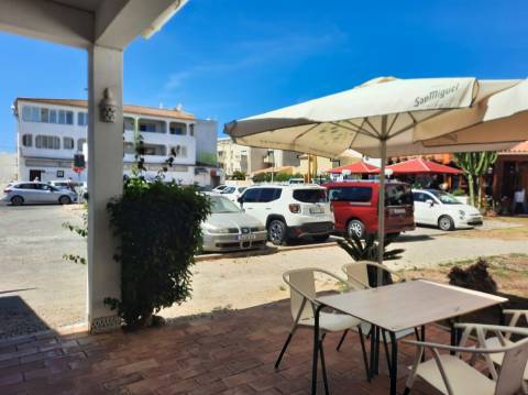 Oportunidade - Restaurante à Venda em Santa Eulália.