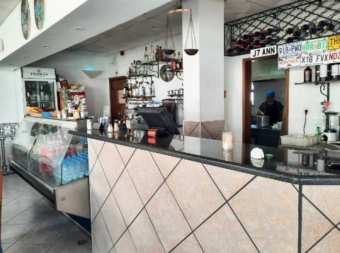 Oportunidade - Restaurante à Venda em Santa Eulália.